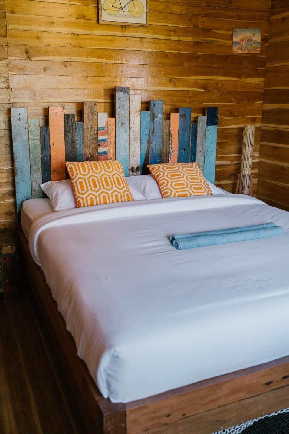 Sekumpul Bali Hidden Space Singaraja エクステリア 写真