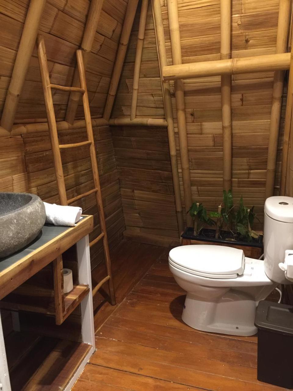 Sekumpul Bali Hidden Space Singaraja エクステリア 写真